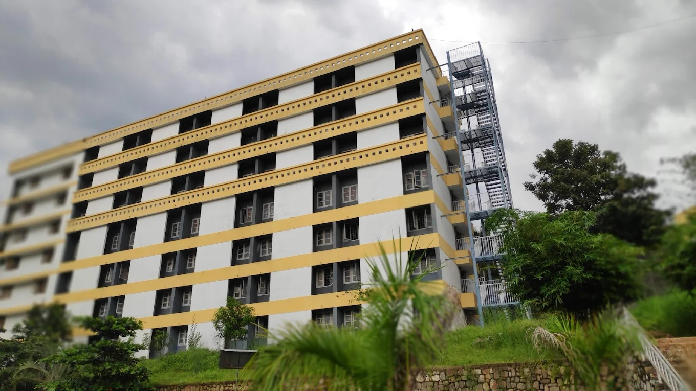 Azeezia Institute of Medical Sciences Meeyannoor, Kollam